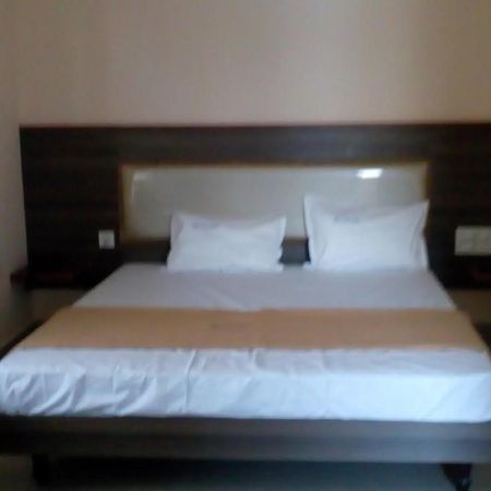 Hotel Meyyappaa Karaikudi Dış mekan fotoğraf