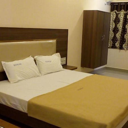Hotel Meyyappaa Karaikudi Dış mekan fotoğraf